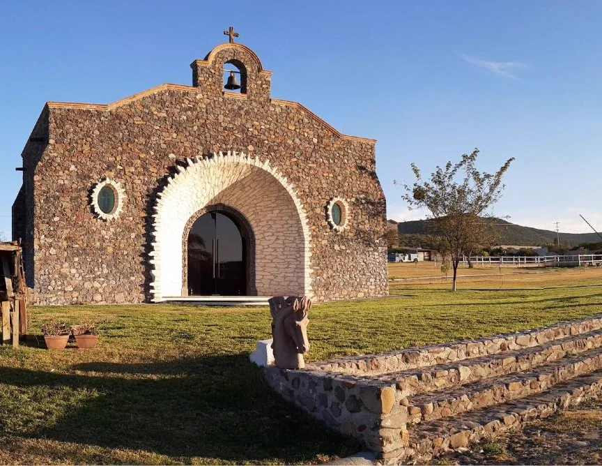 Capilla de Las Trancas Hípico y Residencial